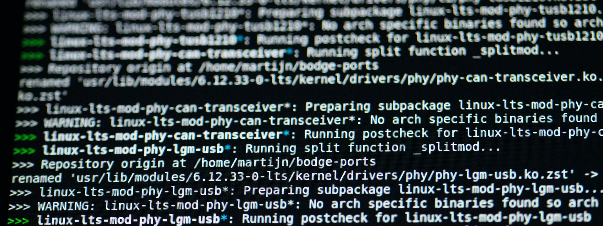 Splitting a Linux kernel package