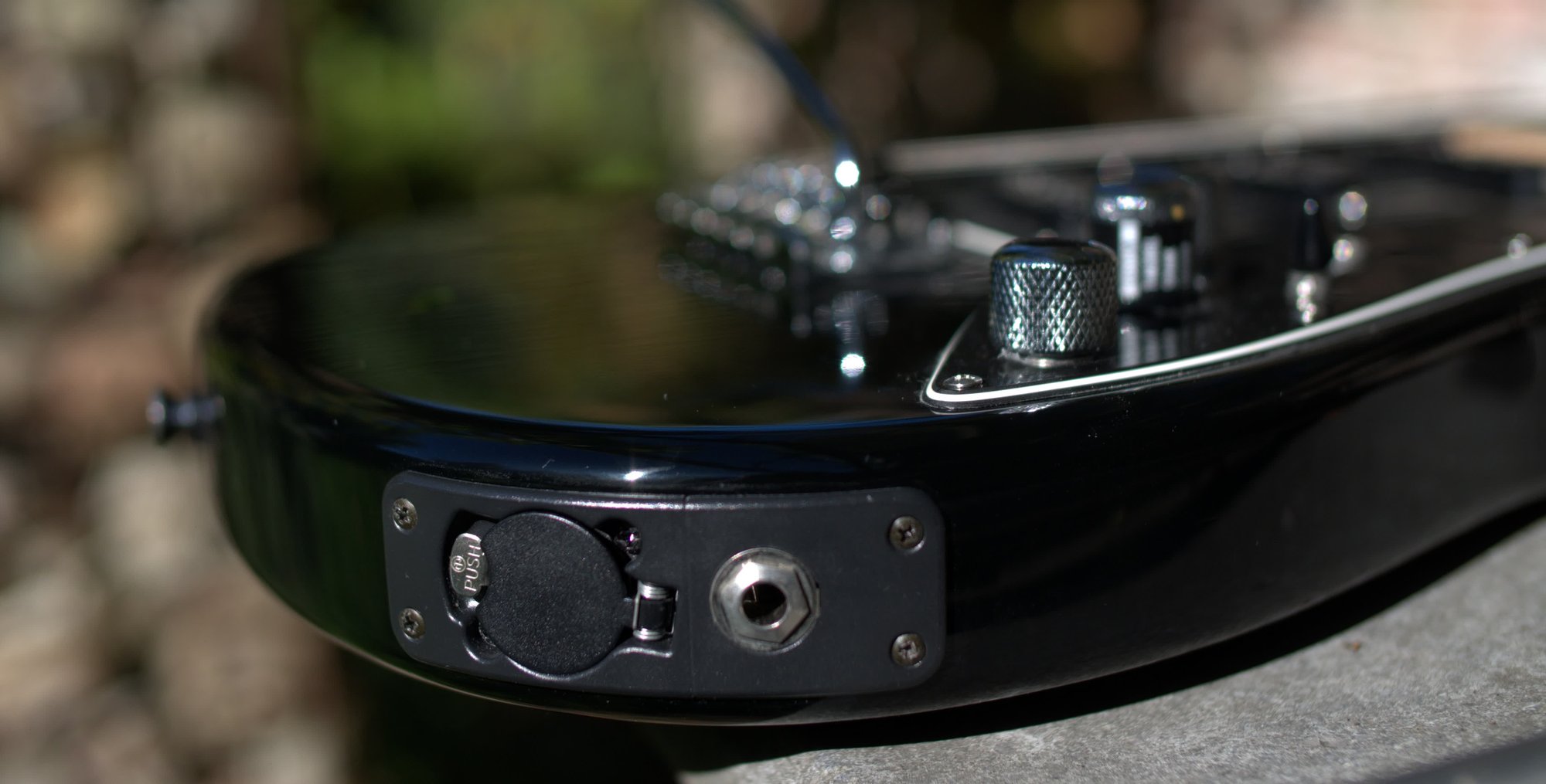 Reverse engineering the Variax guitar